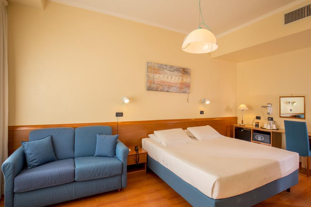 Best Western Hotel Globus Roma Esterno foto